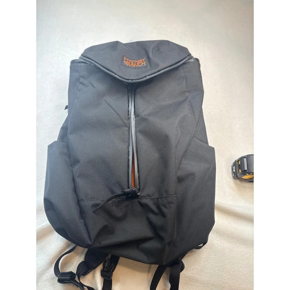 Mystery Ranch Catalyst 26 Black Backpack 26 L EDC Travel Laptop Daypack NWOT